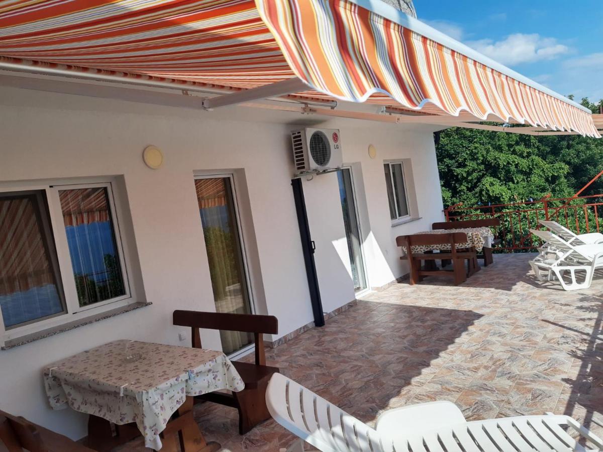 Apartmani Kalajevo Crikvenica Exteriör bild